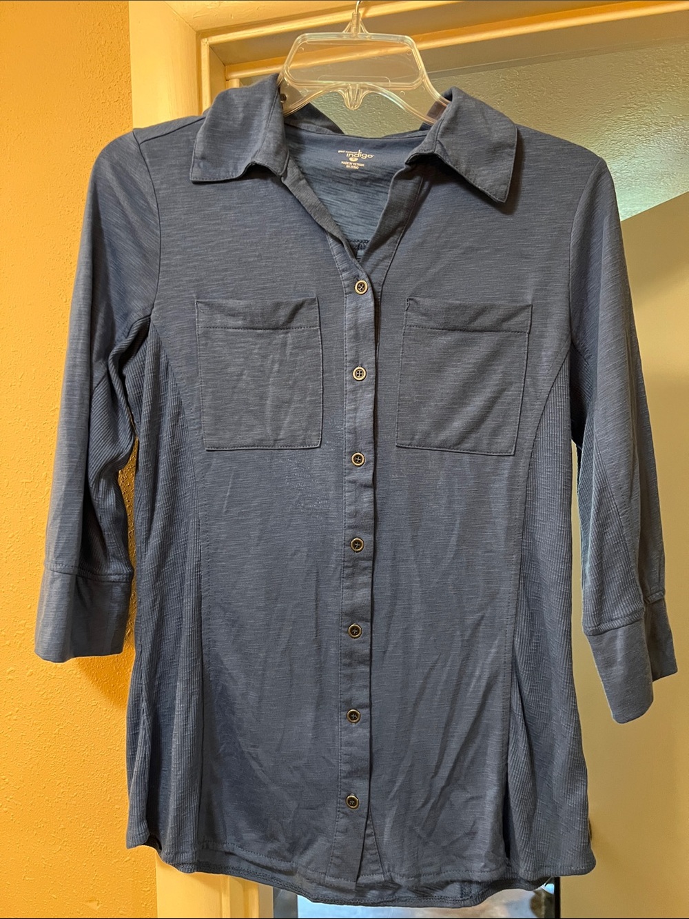 Women’s Navy Button-Front Utility Shirt - Long Sleeve S Like New
